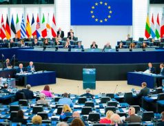 EU Parliament: Greek and Cypriots voted to override the veto of Member States